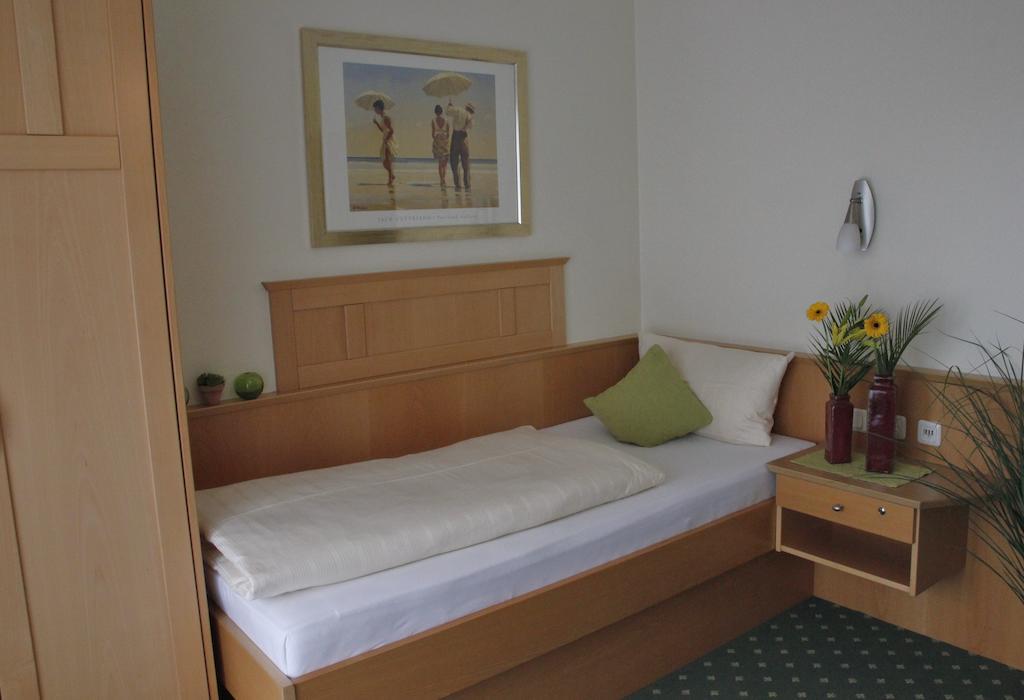 Apart-Hotel Pension Rossmayer Bad Füssing Rom bilde